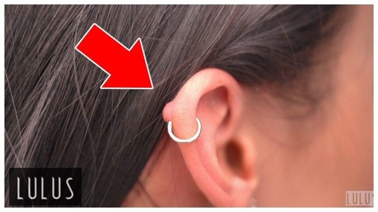 When to Switch from Stud to Hoop for Lobe Piercings